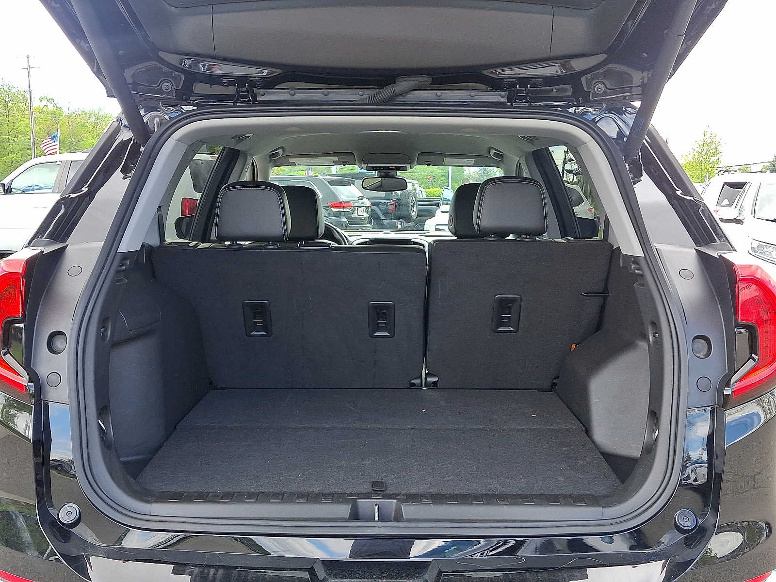 2023 GMC Terrain SLT 28