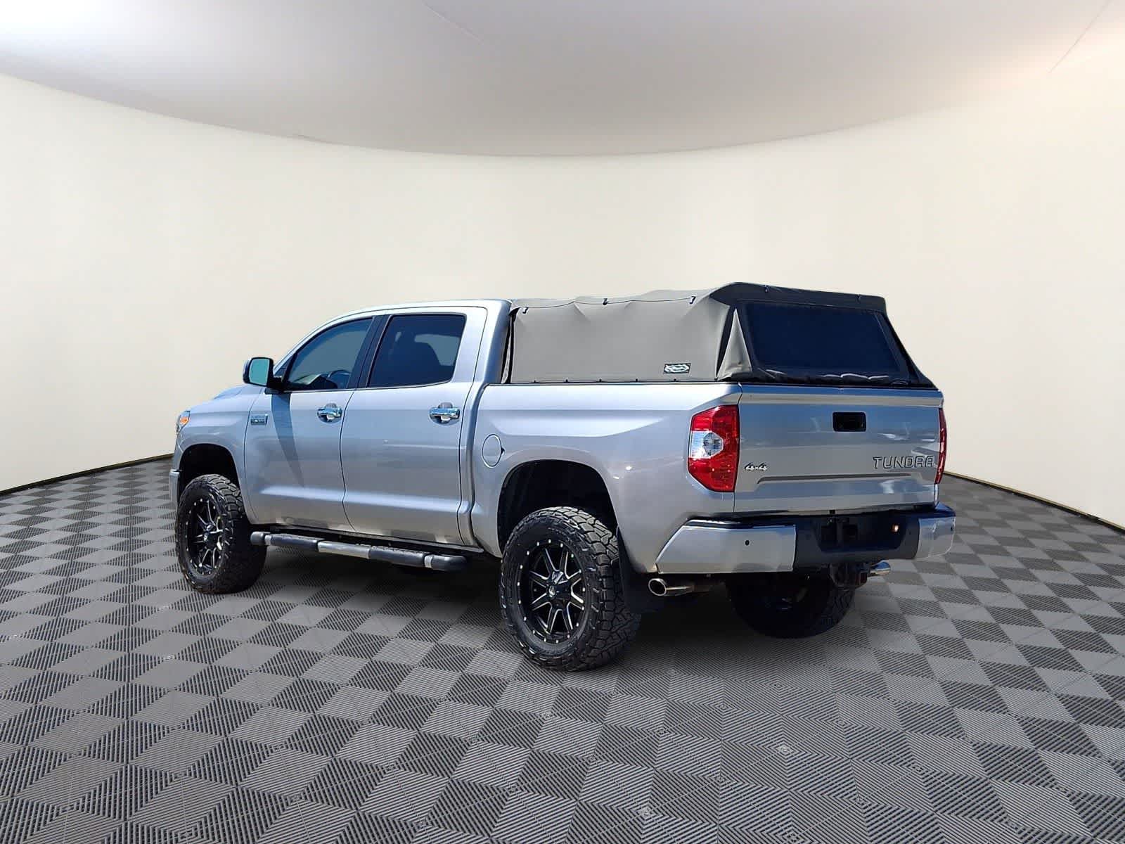 Thumbnail: 2019 Toyota Tundra - 9