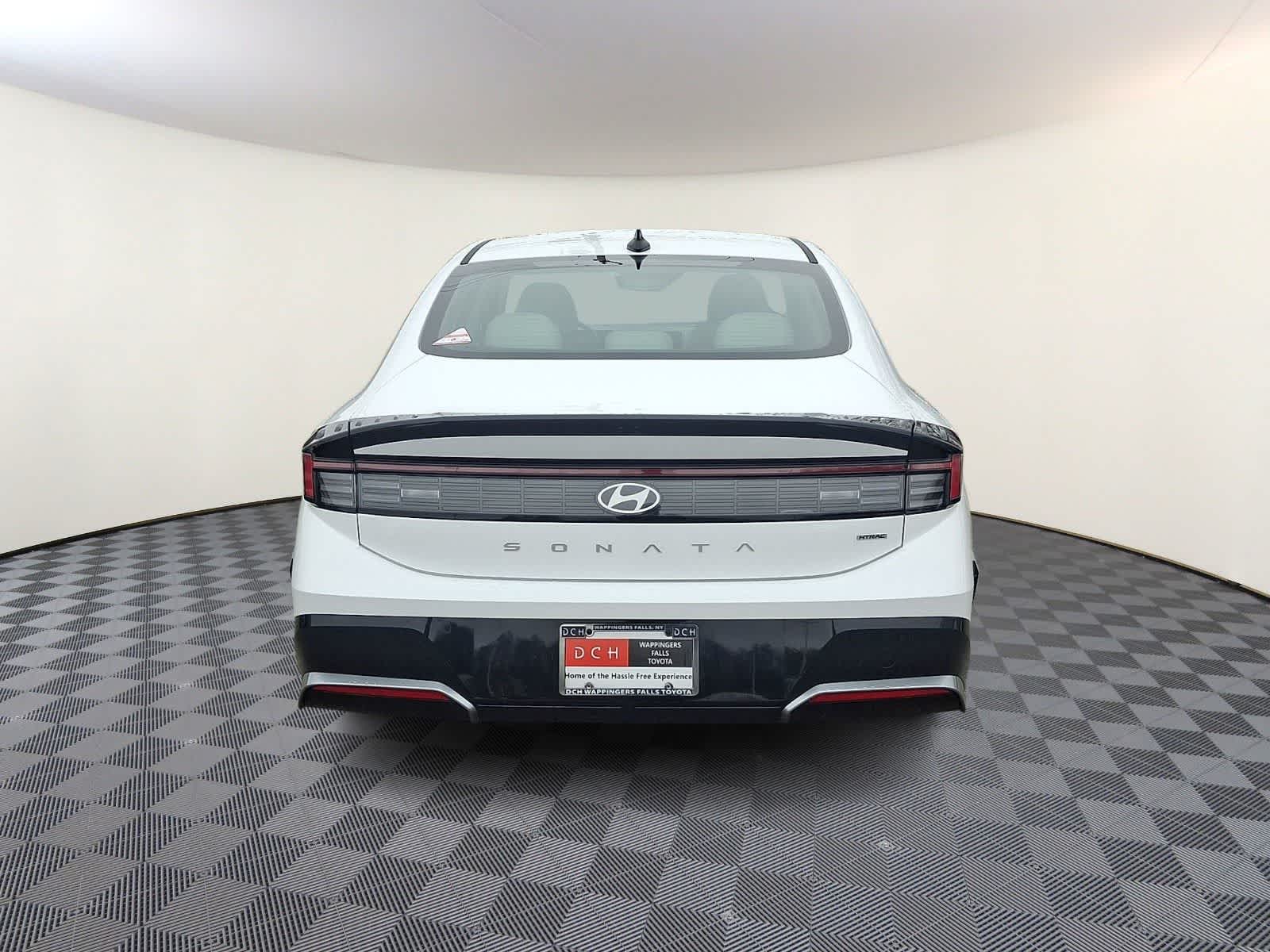 Thumbnail: 2024 Hyundai Sonata - 6