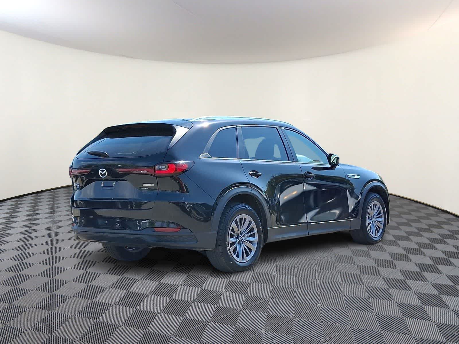 Thumbnail: 2025 Mazda CX-90 - 5