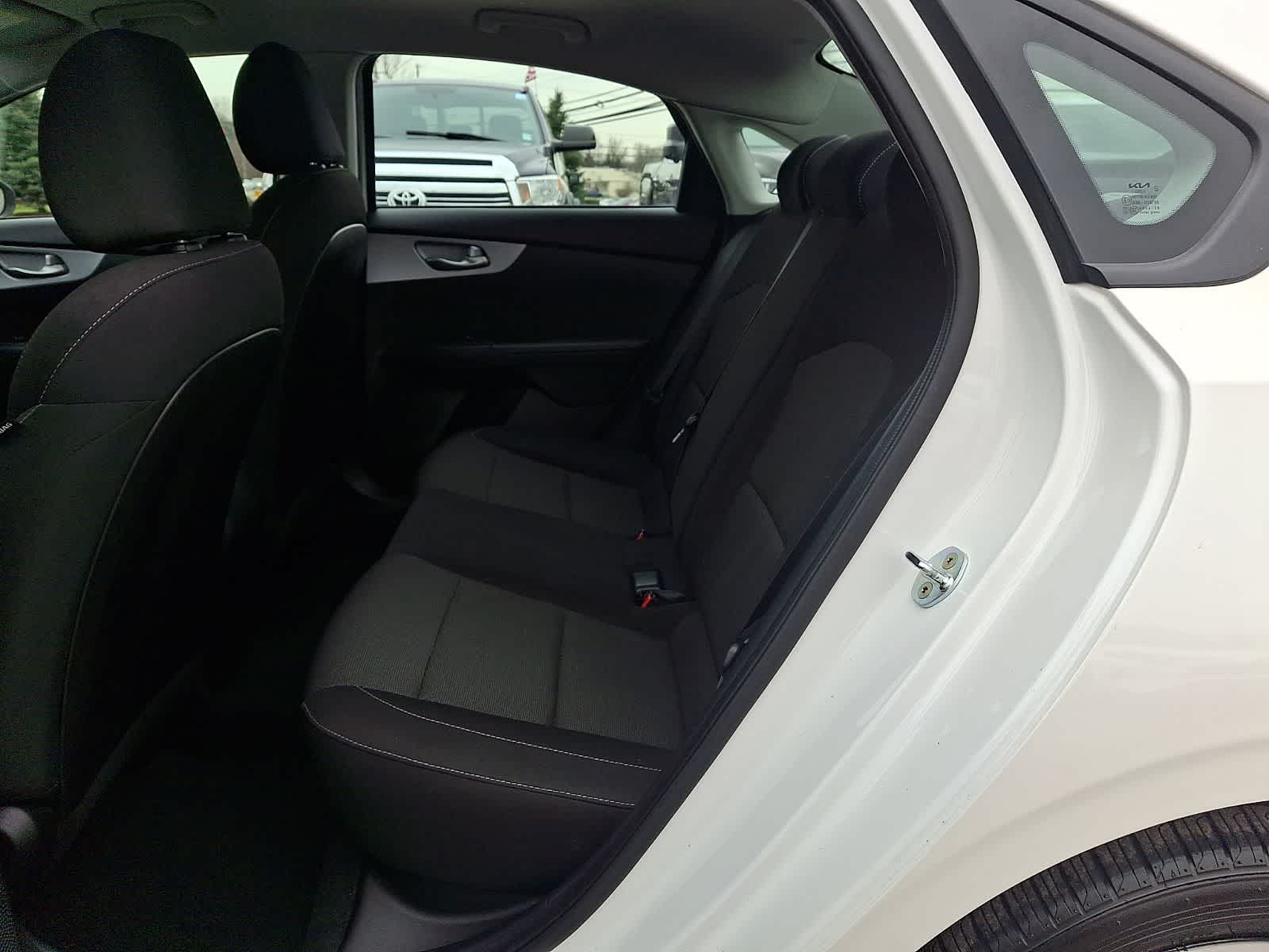 Thumbnail: 2023 Kia Forte - 11