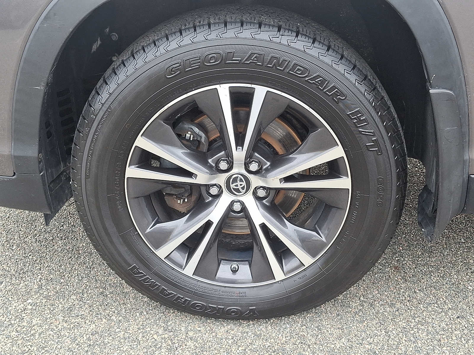 Thumbnail: 2019 Toyota Highlander - 11