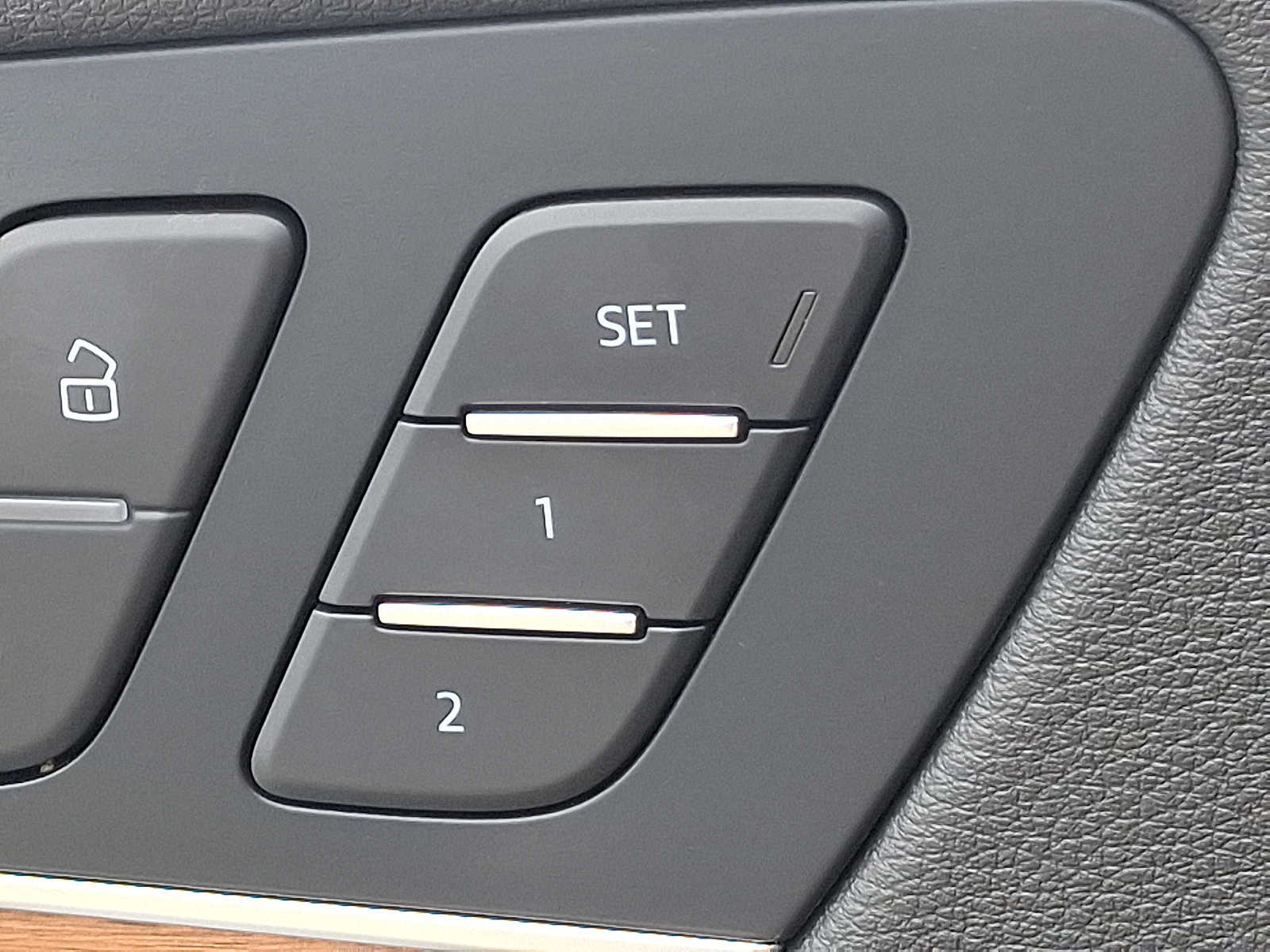 Thumbnail: 2022 Audi Q5 - 22