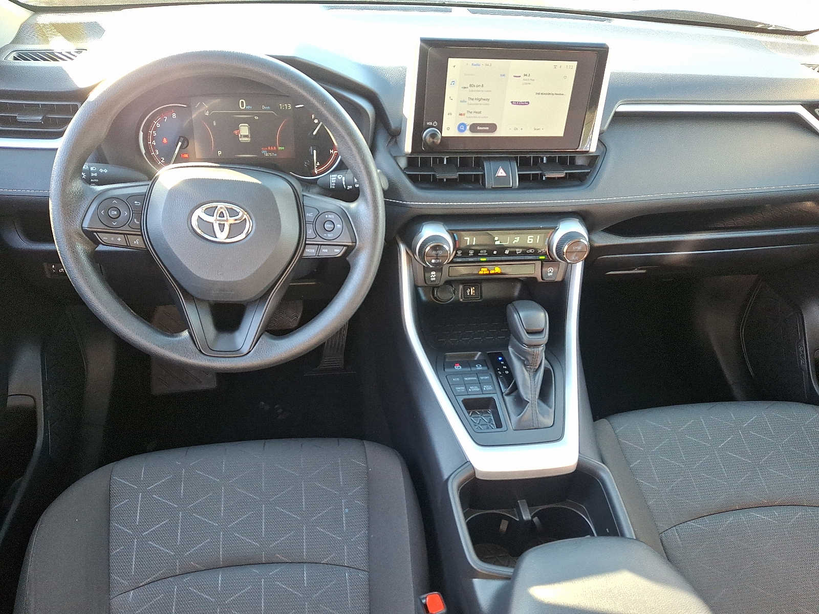 Thumbnail: 2025 Toyota RAV4 - 14