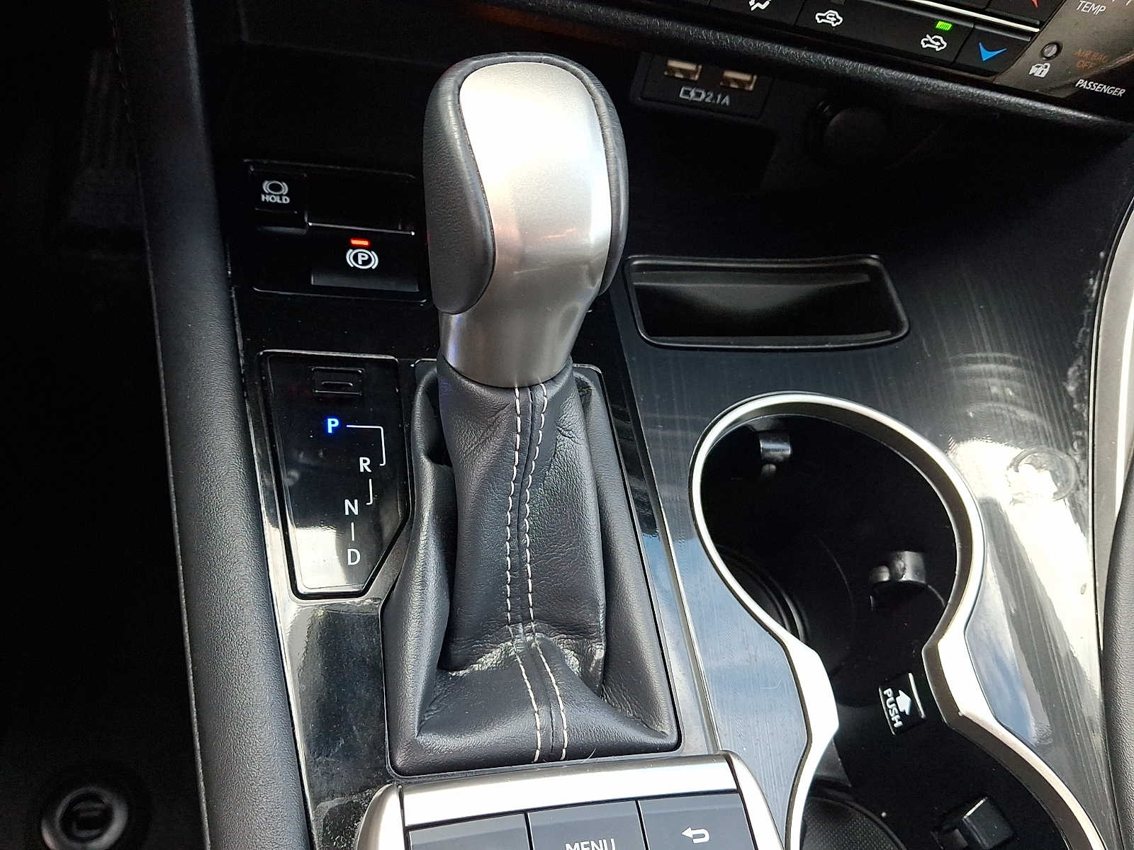 Thumbnail: 2022 Lexus RX - 15