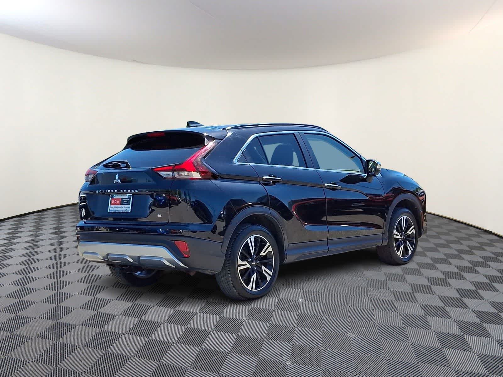 Thumbnail: 2023 Mitsubishi Eclipse Cross - 5