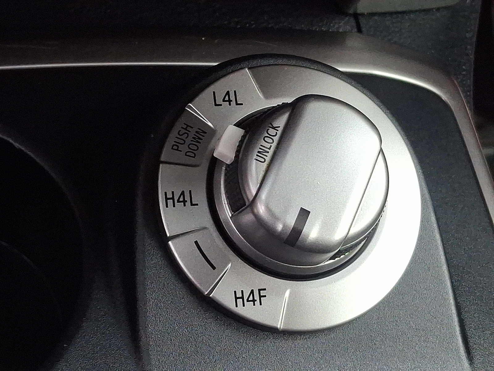 Thumbnail: 2022 Toyota 4Runner - 30