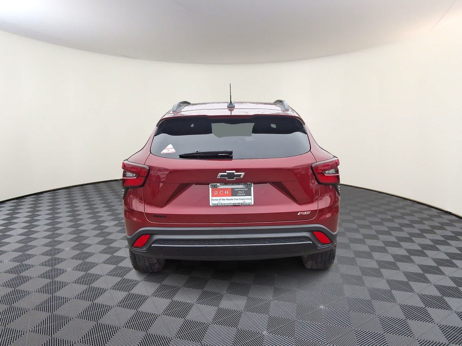 Thumbnail: 2024 Chevrolet Trax - 6