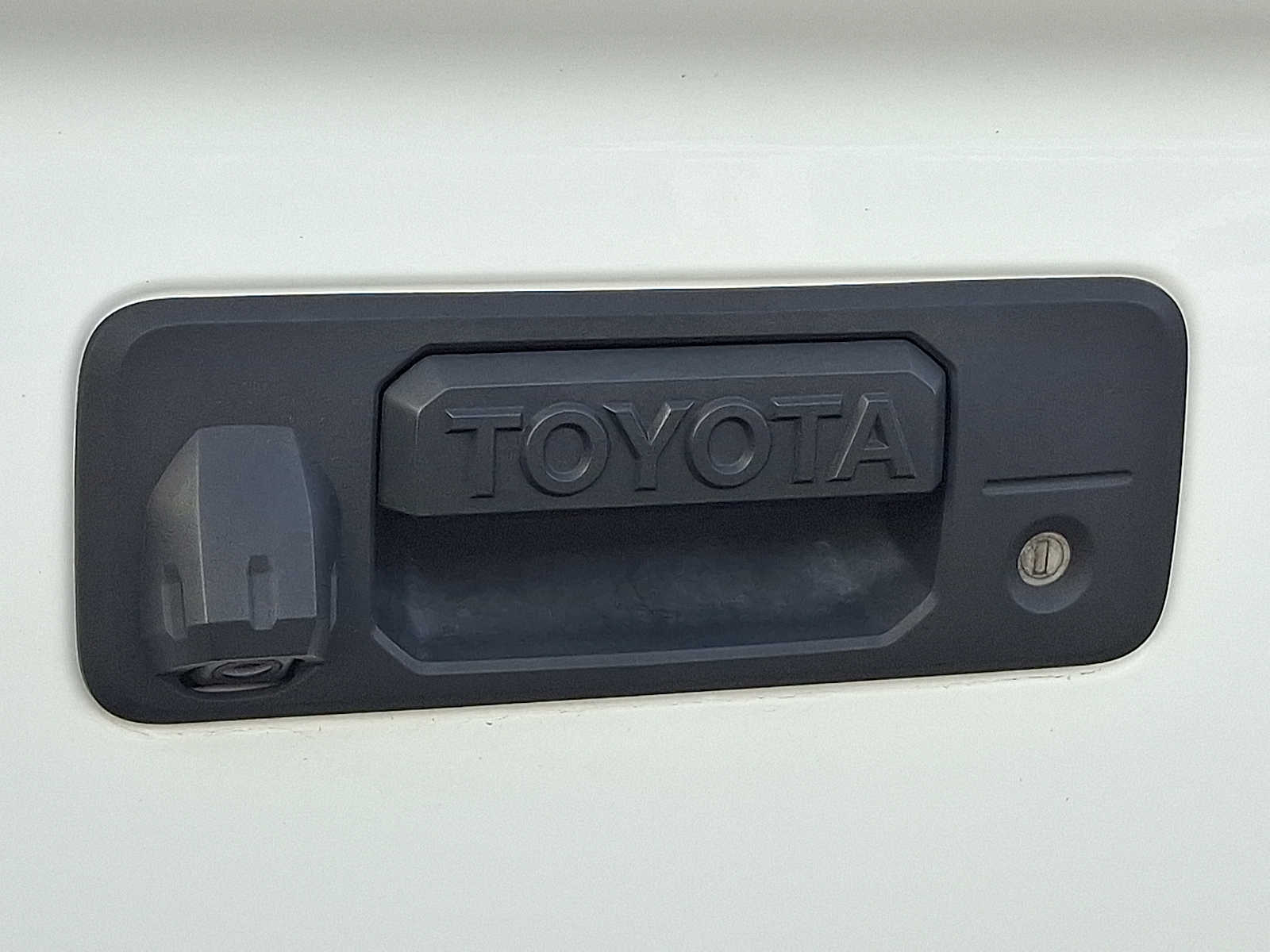 Thumbnail: 2020 Toyota Tundra - 31
