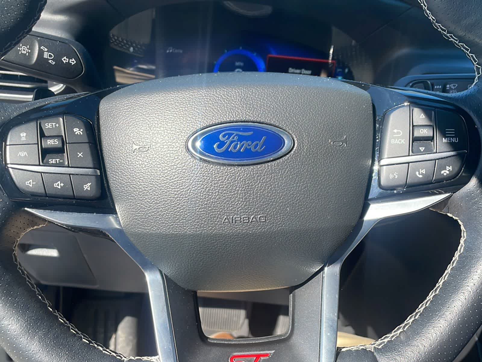 Thumbnail: 2022 Ford Explorer - 15
