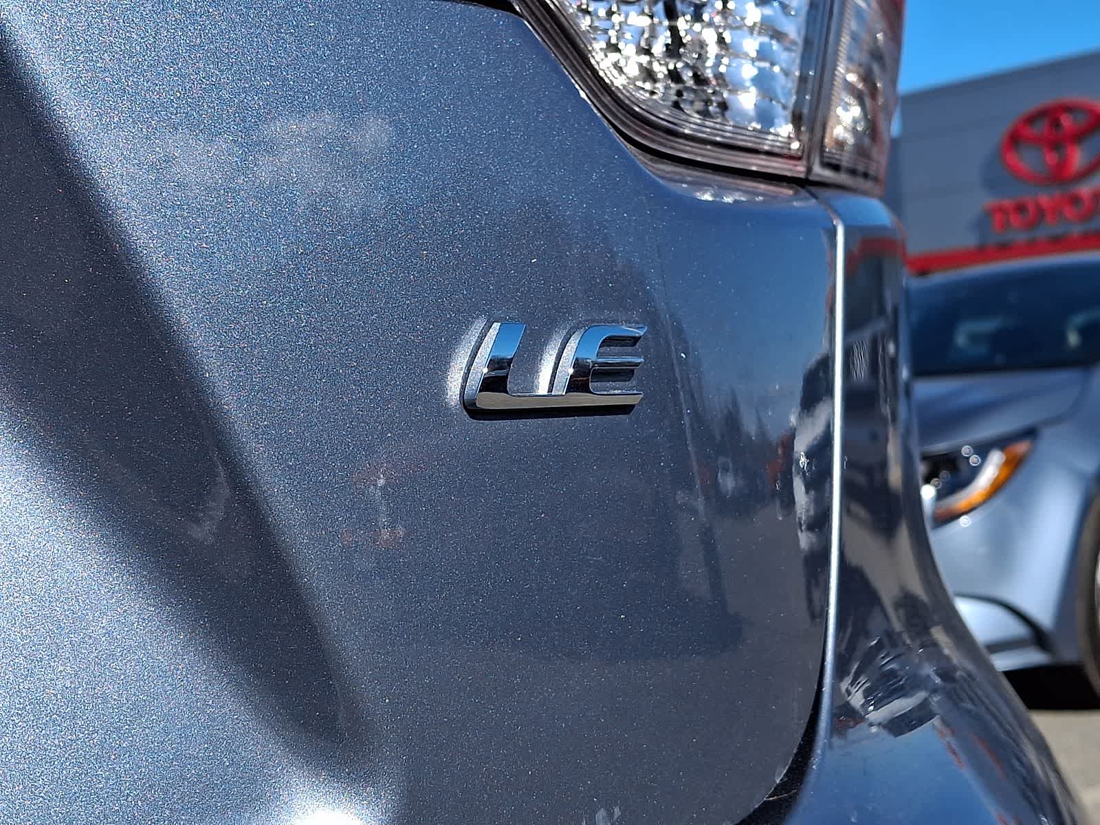 Thumbnail: 2025 Toyota Corolla - 33