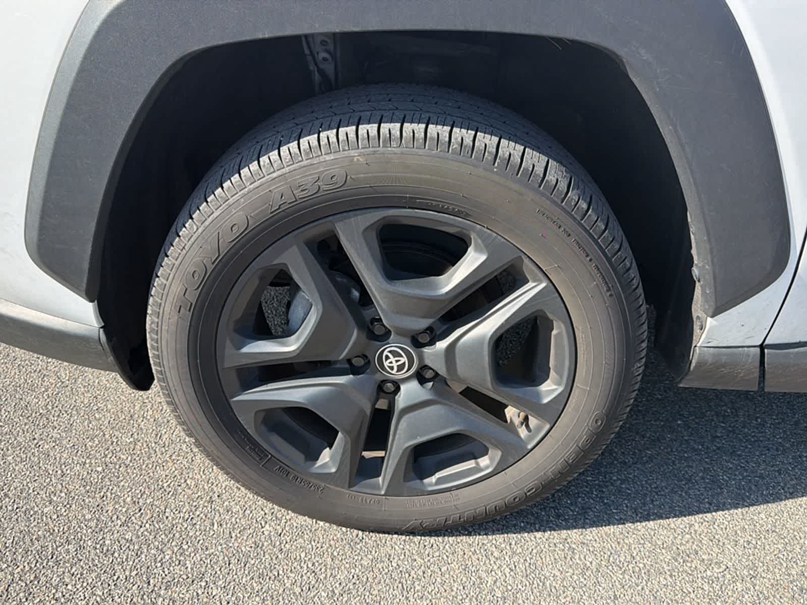 Thumbnail: 2024 Toyota RAV4 - 21