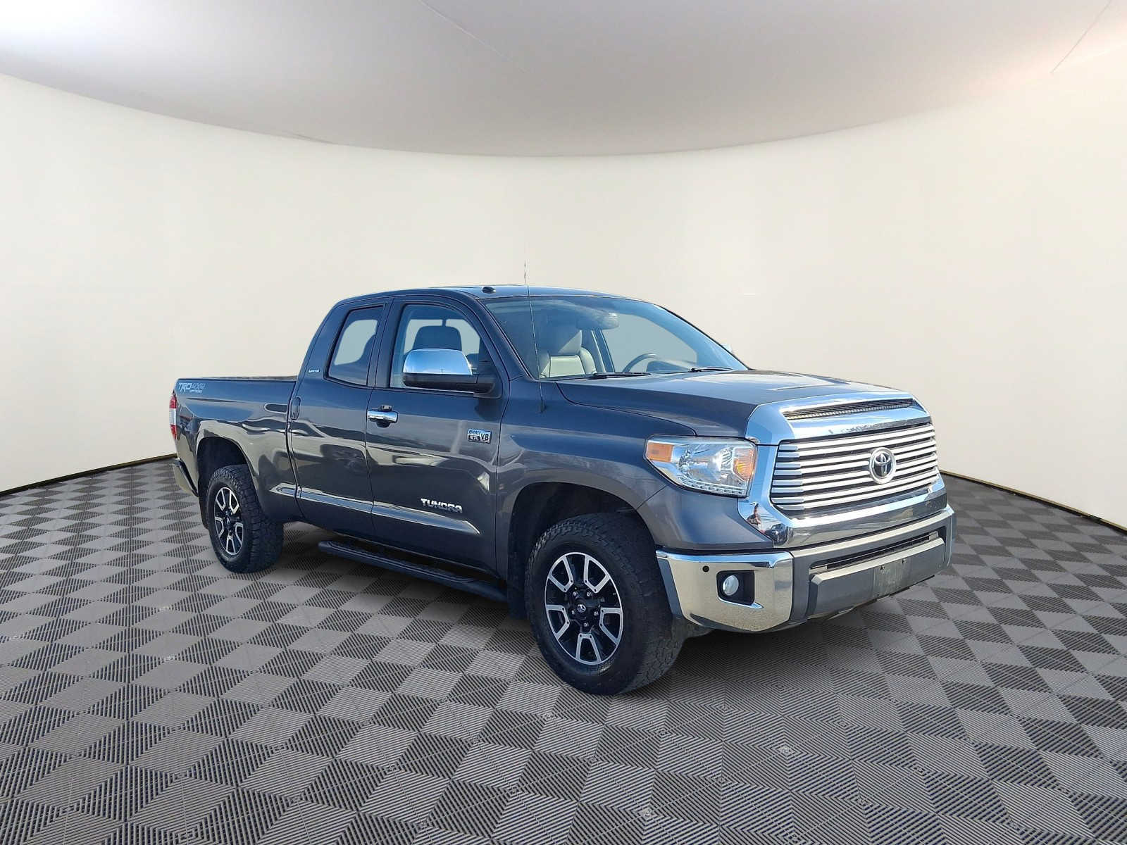 Thumbnail: 2016 Toyota Tundra - 5