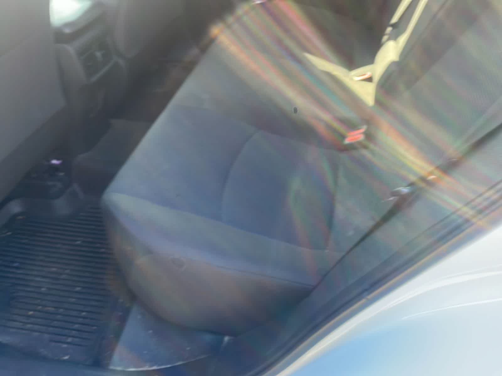 Thumbnail: 2022 Toyota RAV4 - 19