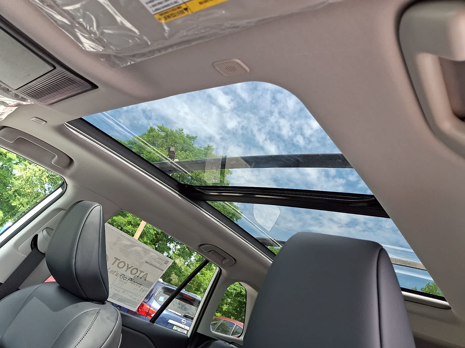 Thumbnail: 2026 Toyota RAV4 - 14