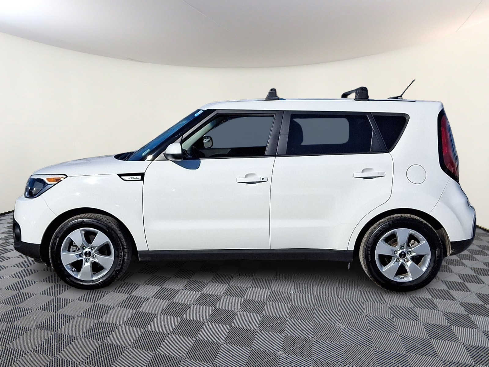 Thumbnail: 2018 Kia Soul - 8