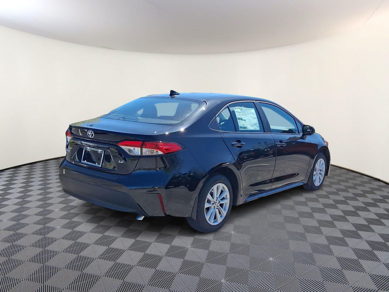 Thumbnail: 2026 Toyota Corolla - 4