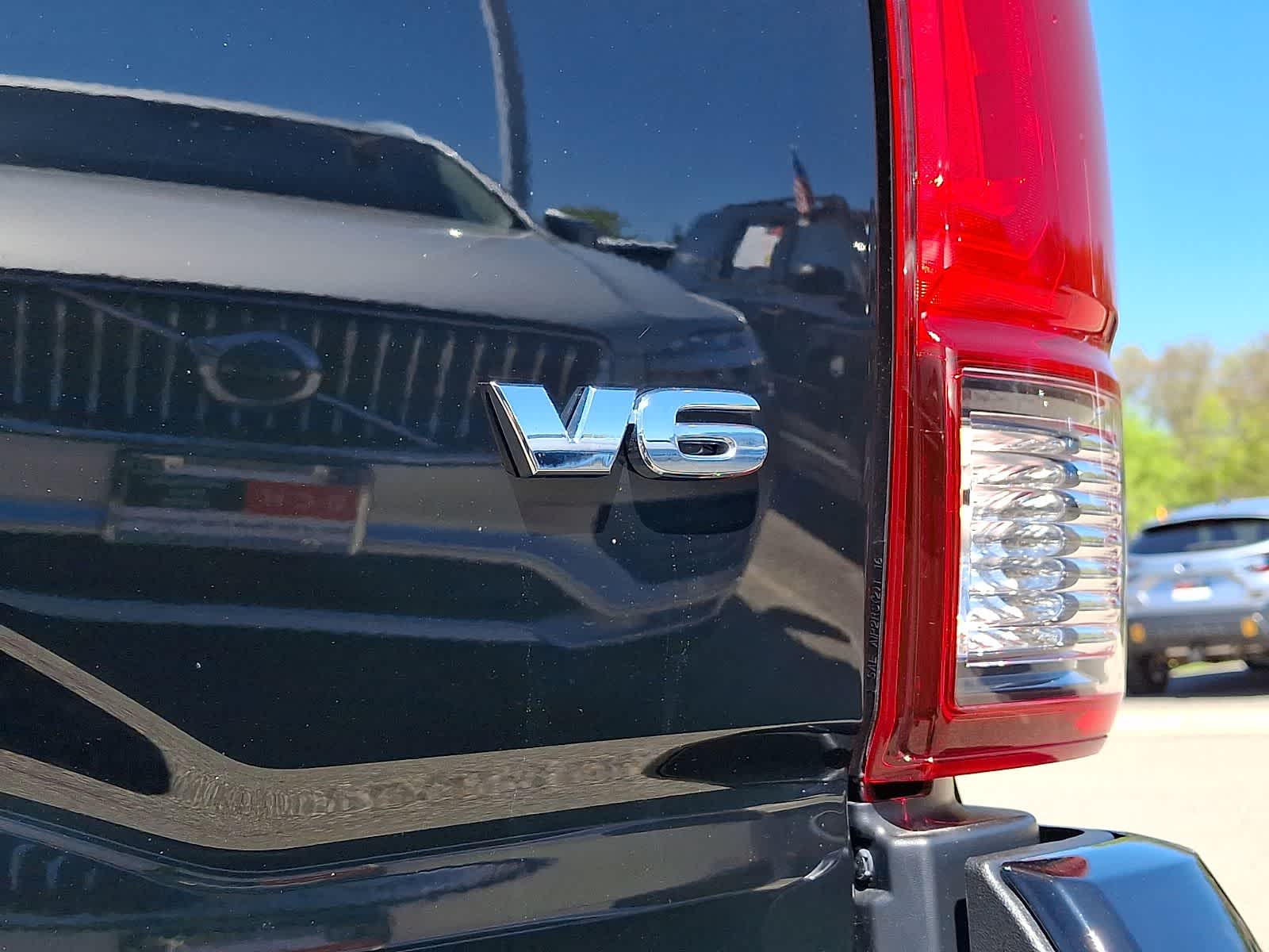 Thumbnail: 2023 Toyota Tacoma - 33