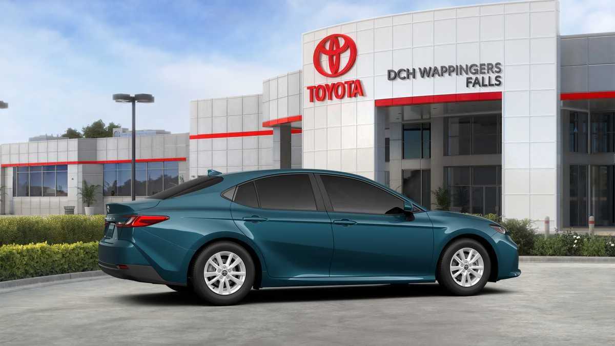 Thumbnail: 2026 Toyota Camry - 21