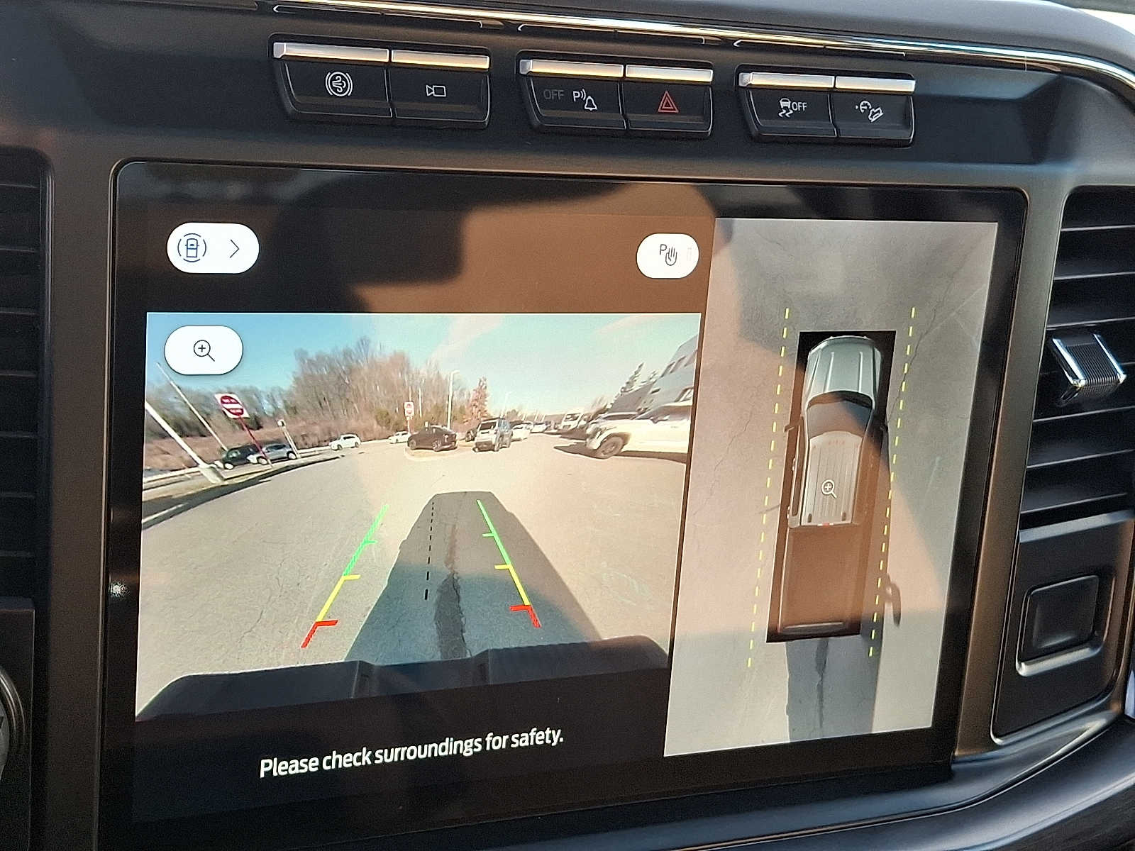 Thumbnail: 2023 Ford F-350 - 21