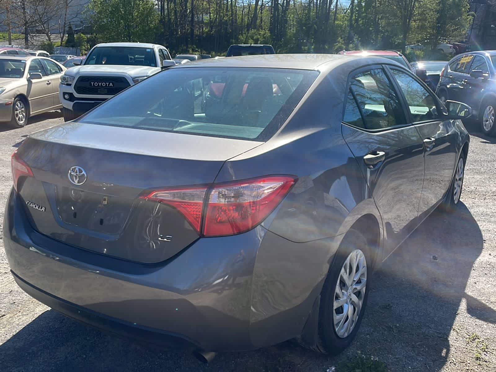 Thumbnail: 2017 Toyota Corolla - 10