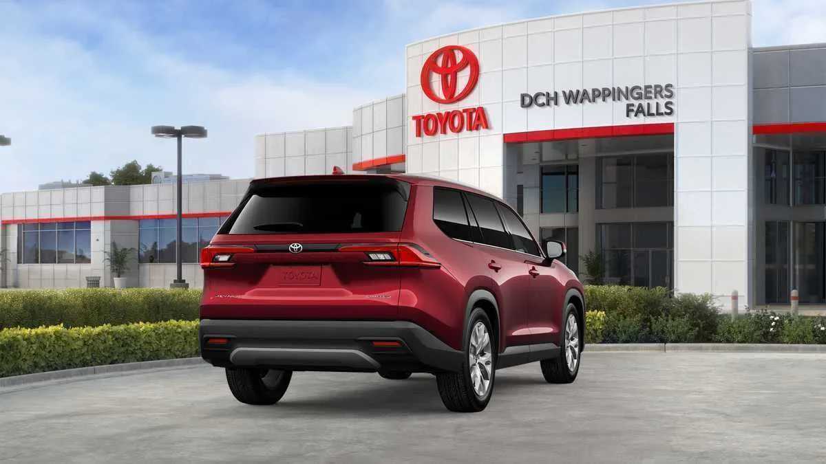 Thumbnail: 2026 Toyota Grand Highlander - 11