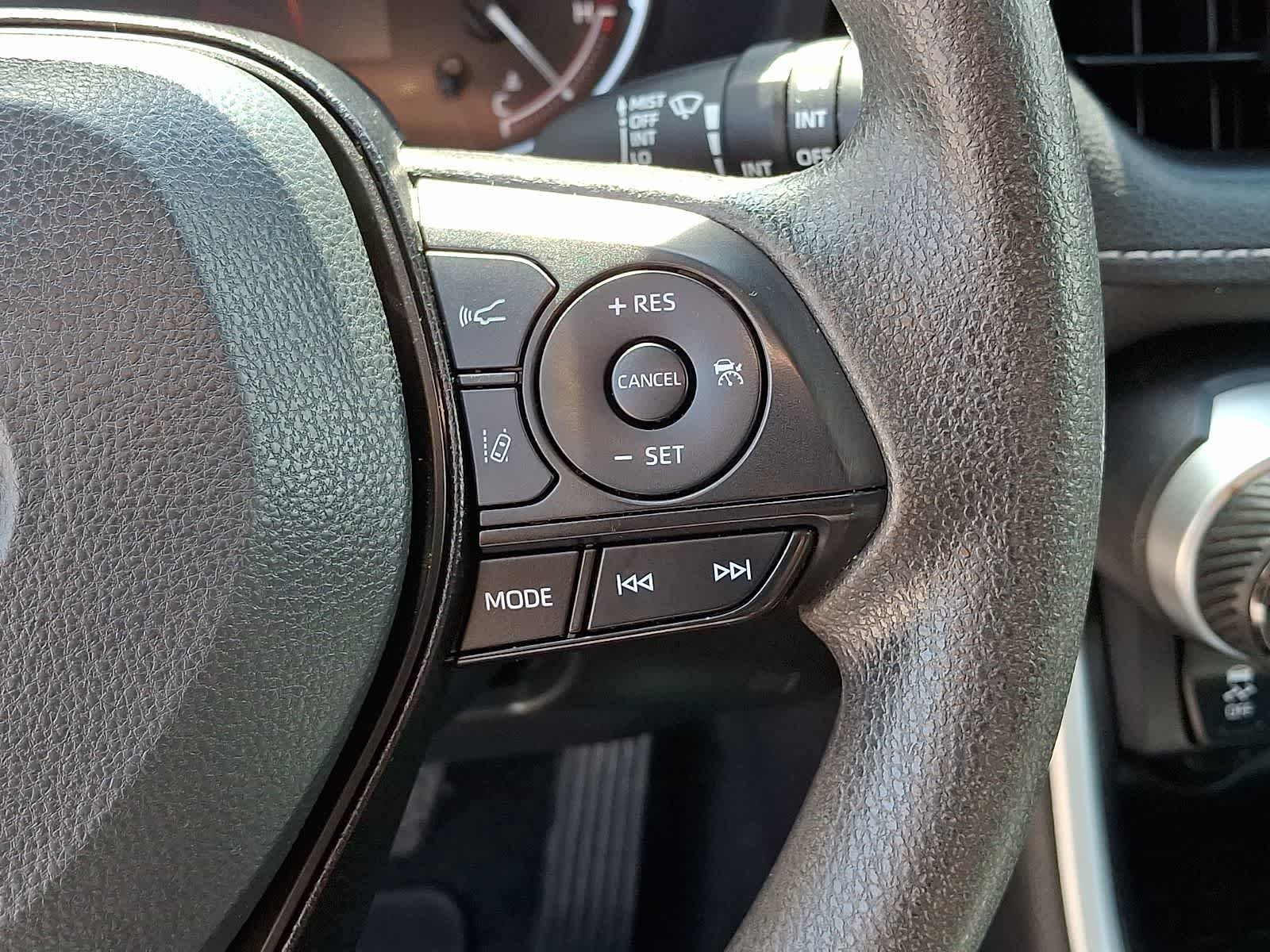 Thumbnail: 2024 Toyota RAV4 - 27