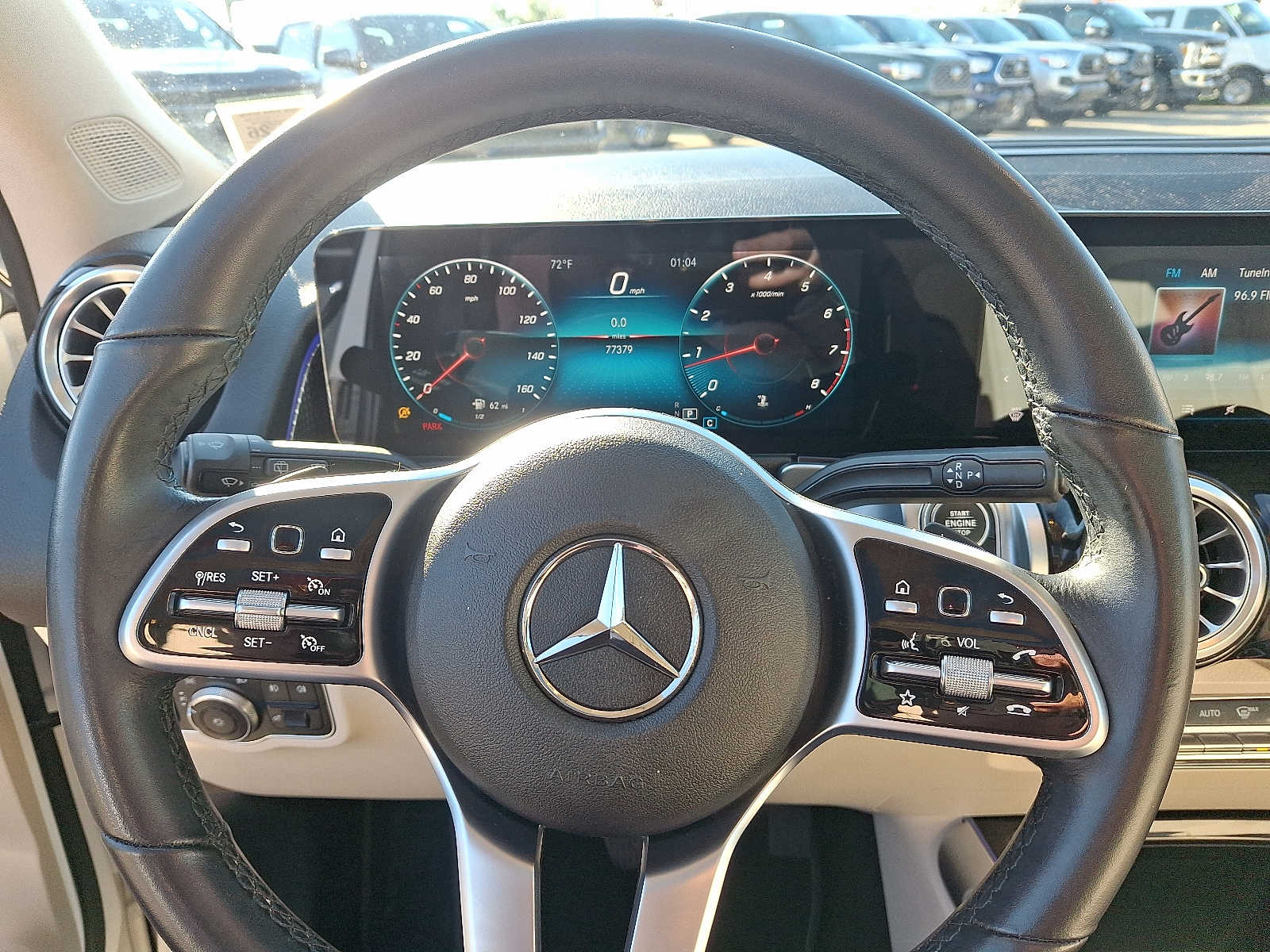 Thumbnail: 2022 Mercedes-Benz GLB - 20