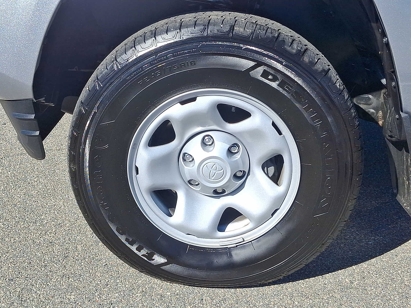 Thumbnail: 2022 Toyota Tacoma - 11