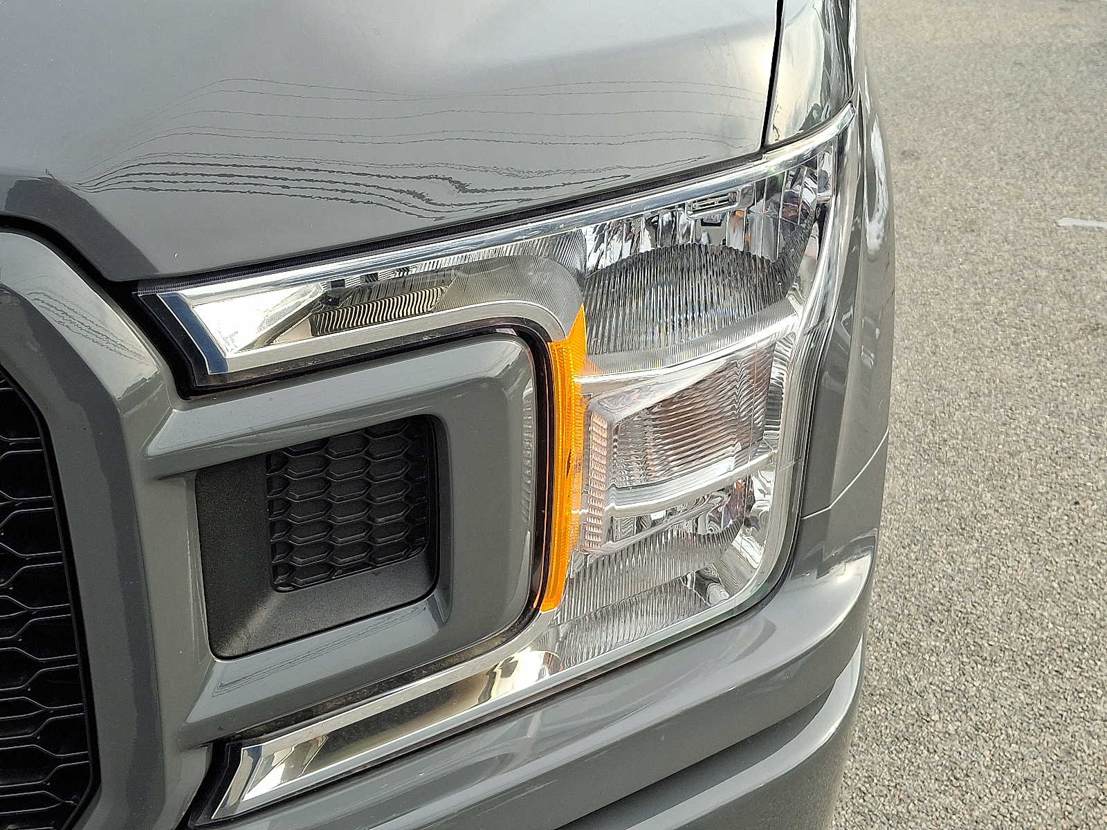 Thumbnail: 2018 Ford F-150 - 10