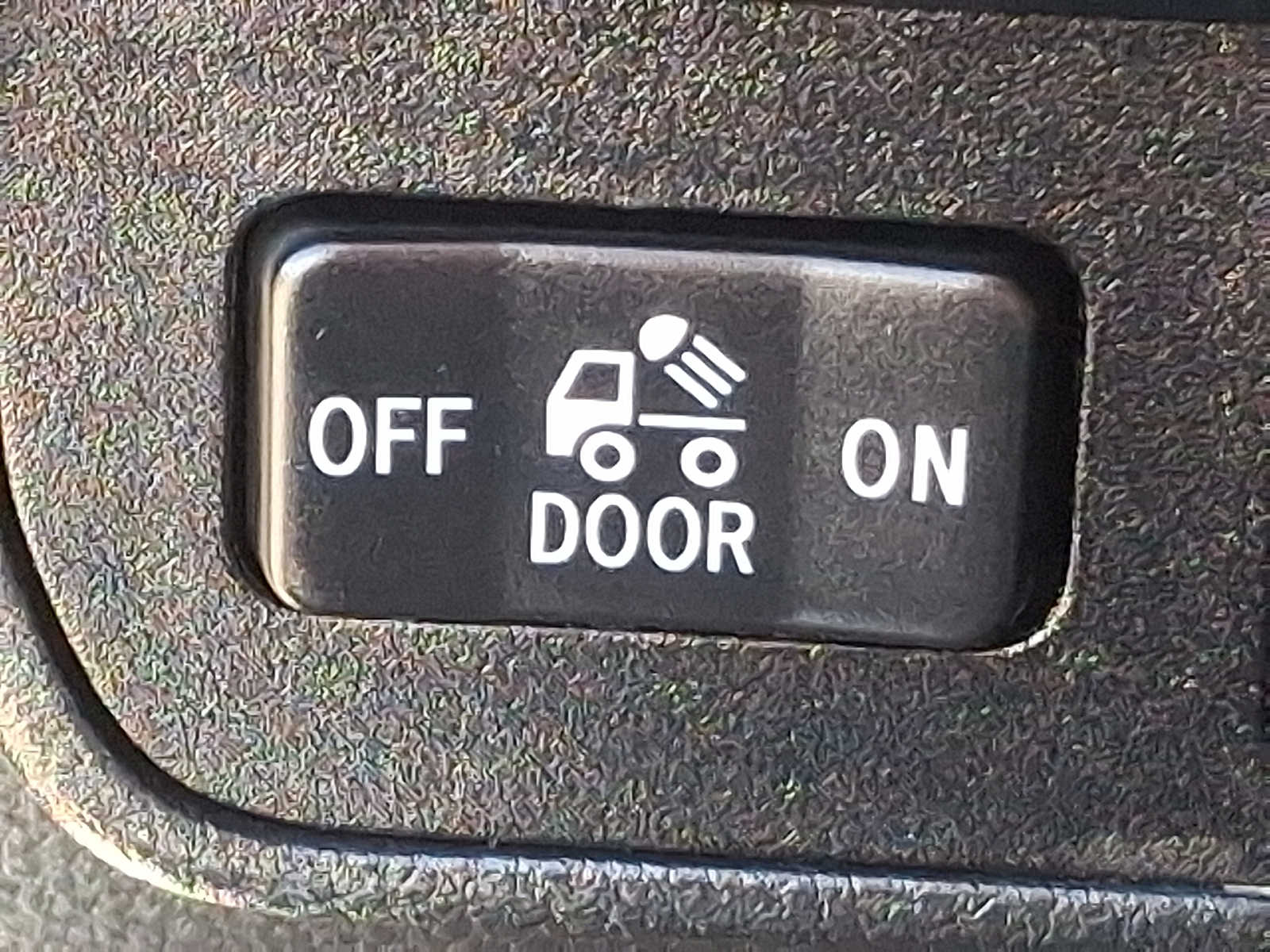 Thumbnail: 2022 Toyota Tacoma - 24