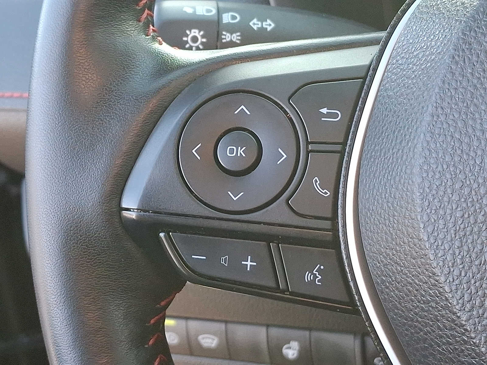 Thumbnail: 2023 Toyota RAV4 - 24