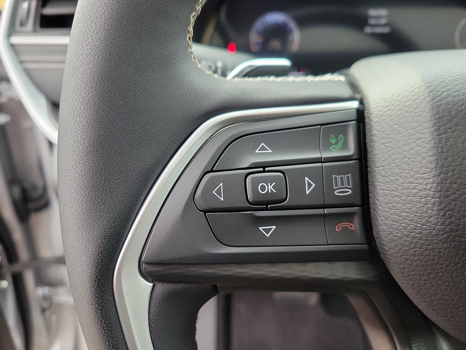 Thumbnail: 2025 Jeep Grand Cherokee - 22