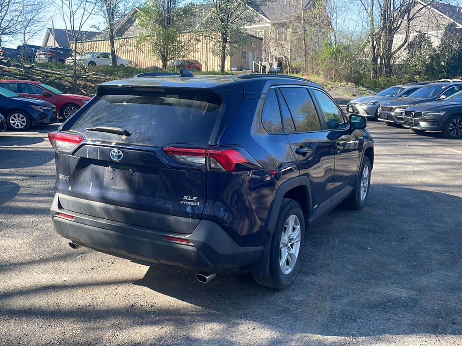 Thumbnail: 2021 Toyota RAV4 - 9