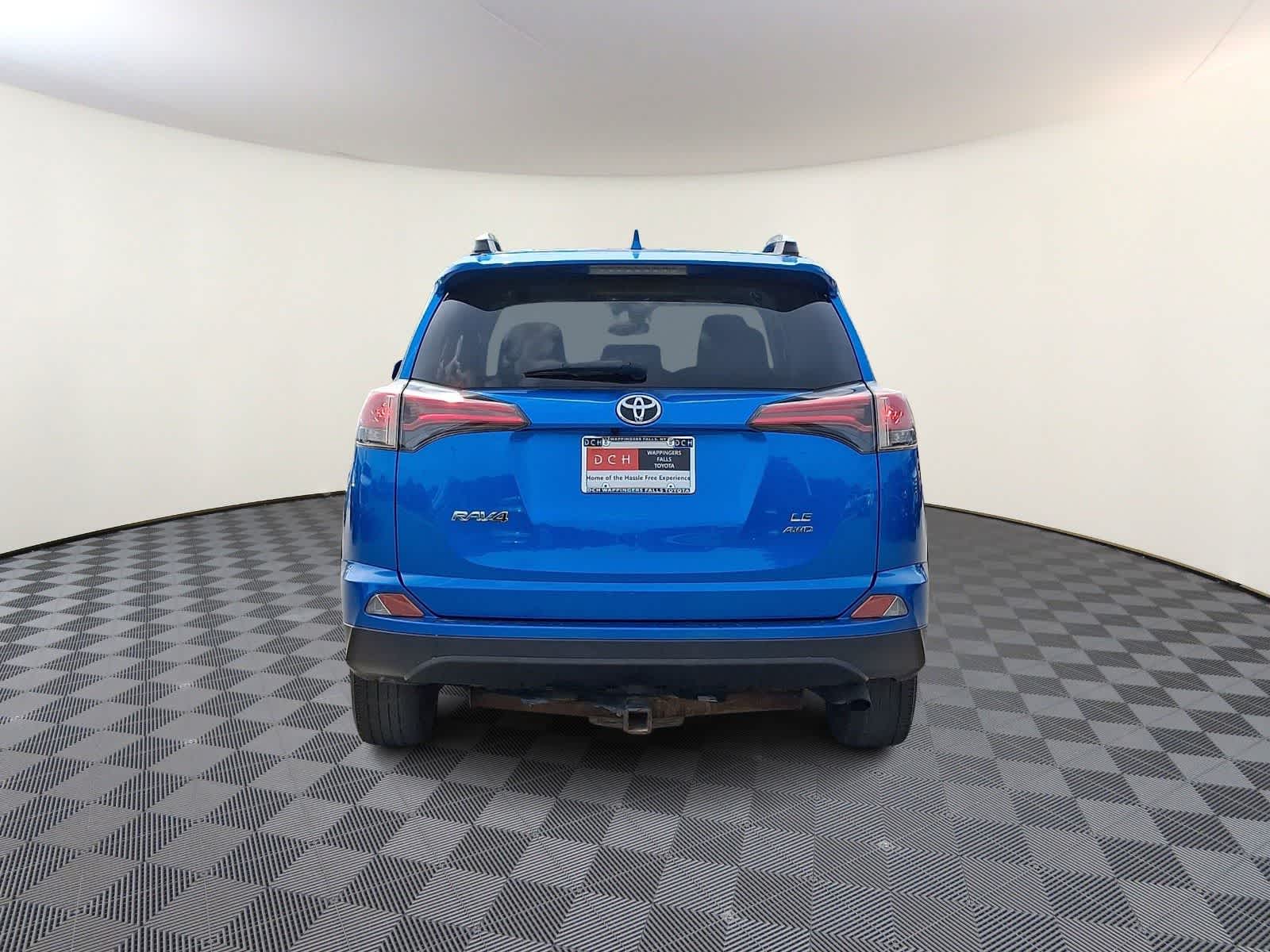 Thumbnail: 2016 Toyota RAV4 - 7