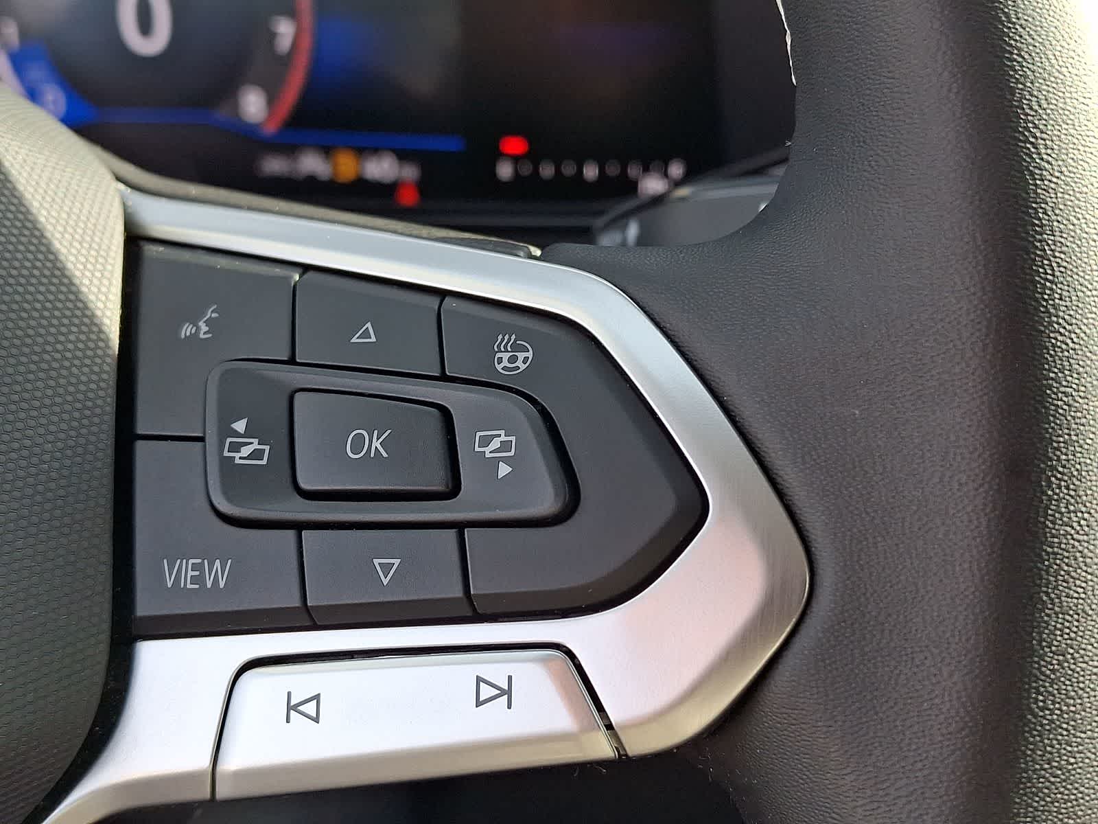 Thumbnail: 2025 Volkswagen Taos - 25