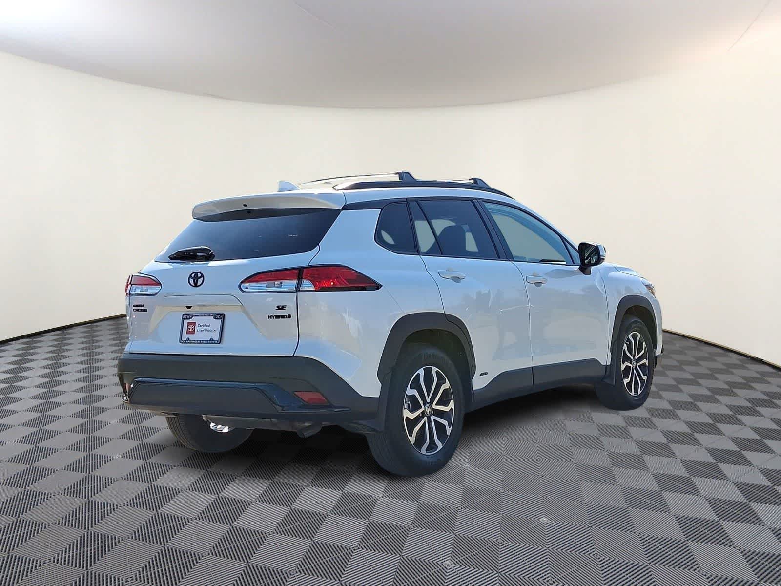 Thumbnail: 2023 Toyota Corolla Cross - 6