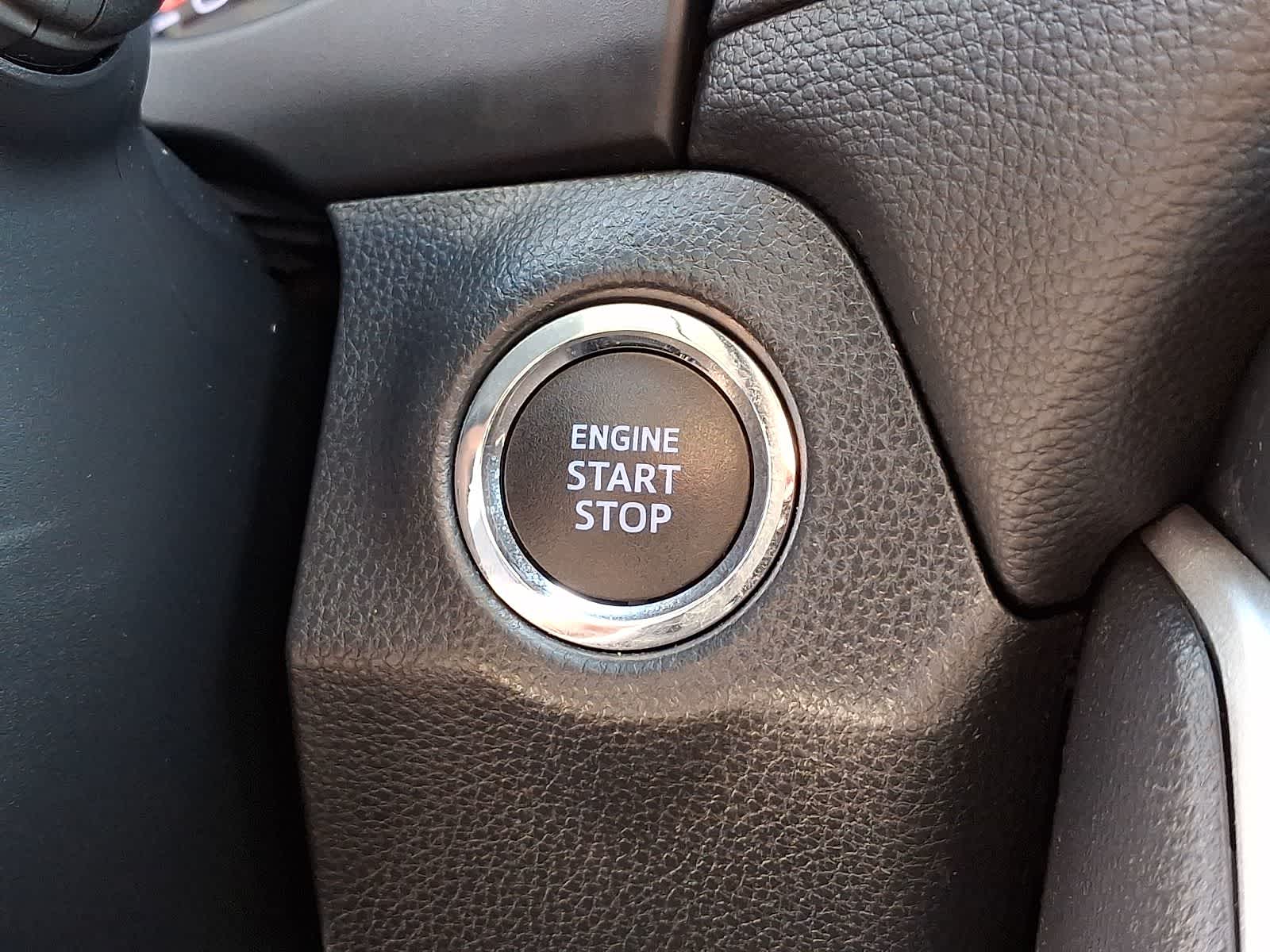 Thumbnail: 2021 Toyota RAV4 - 27