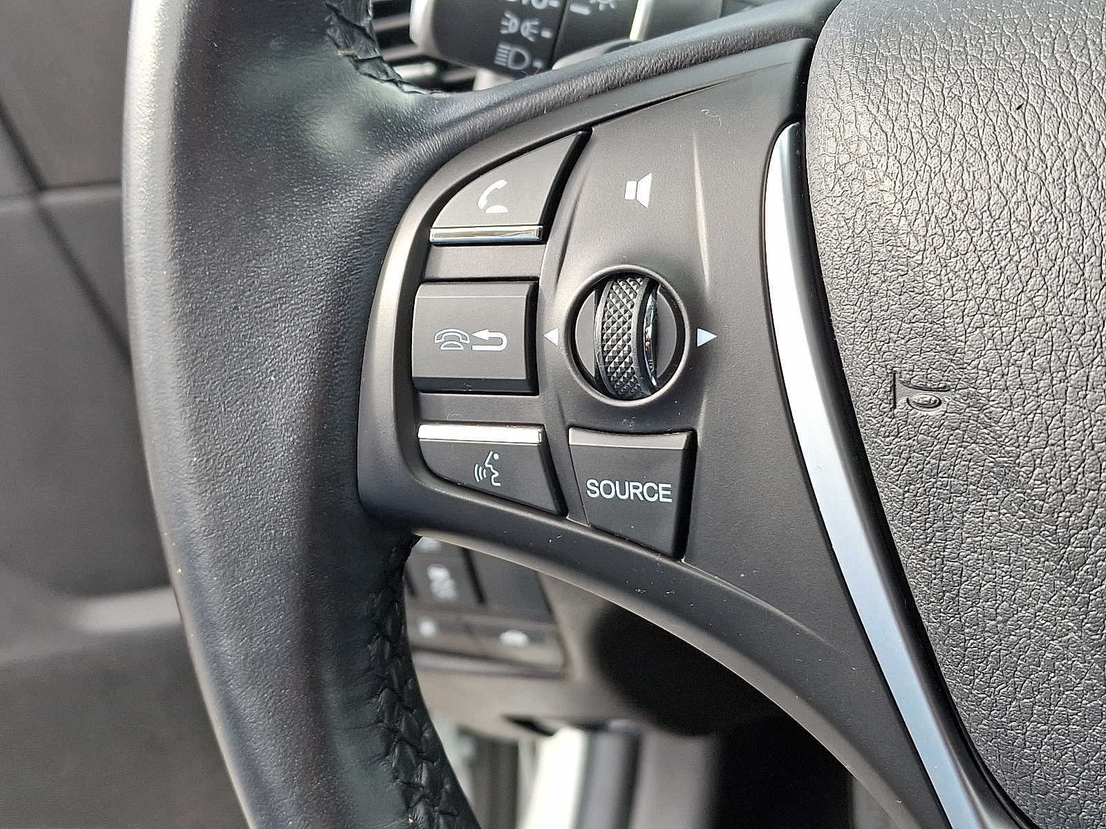 Thumbnail: 2020 Acura TLX - 23