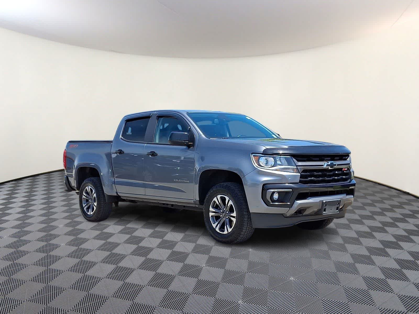 Thumbnail: 2021 Chevrolet Colorado - 4