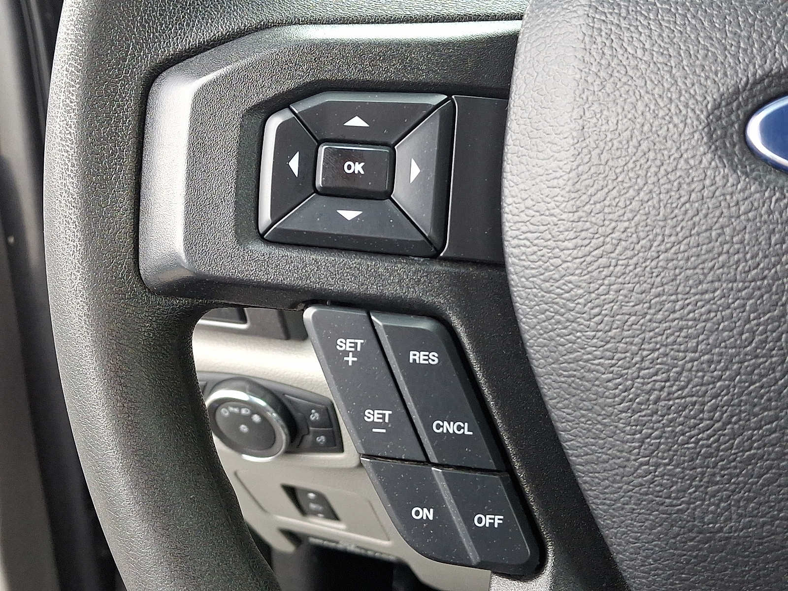 Thumbnail: 2019 Ford F-350 - 22