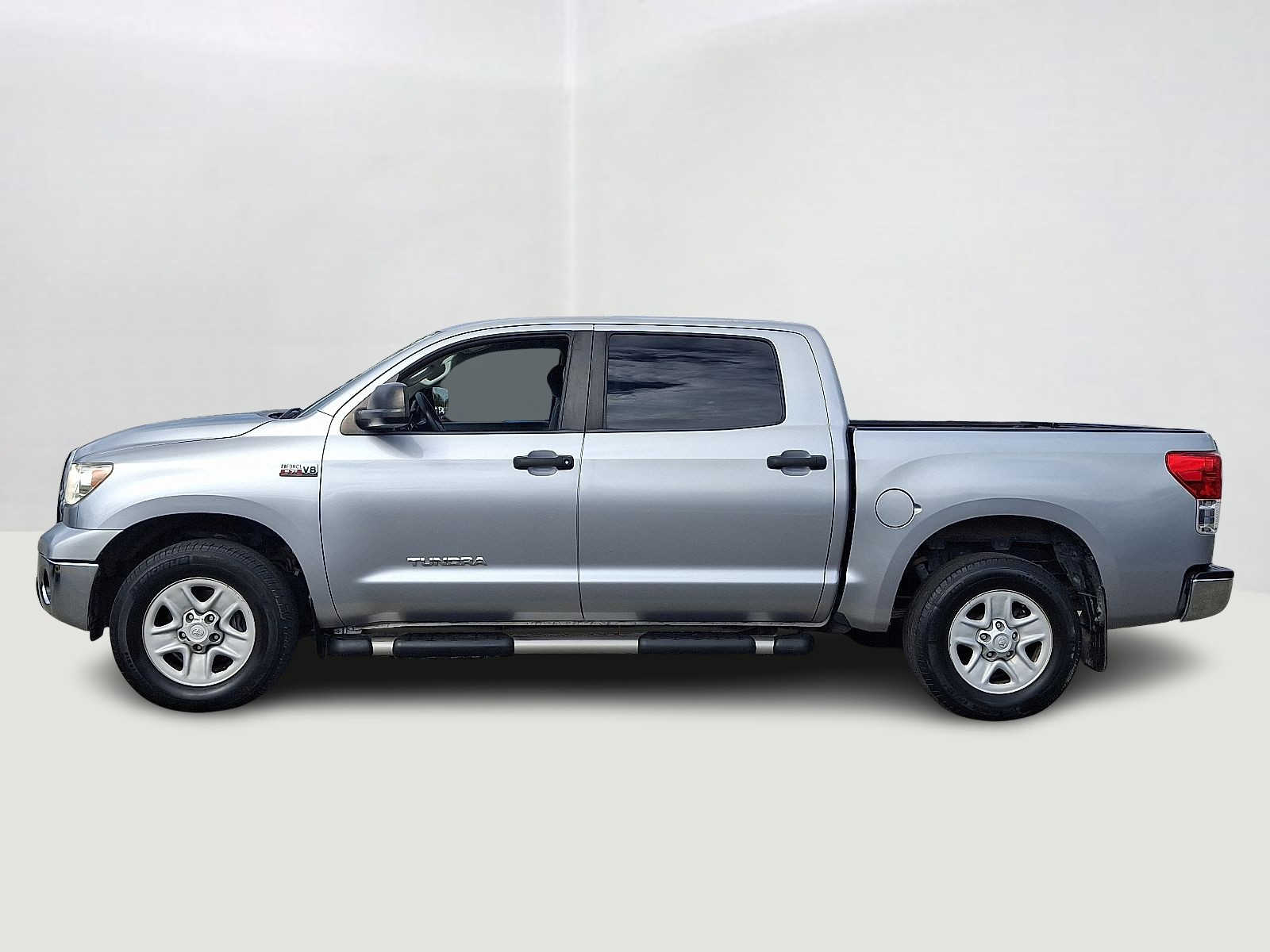 Thumbnail: 2011 Toyota Tundra - 9