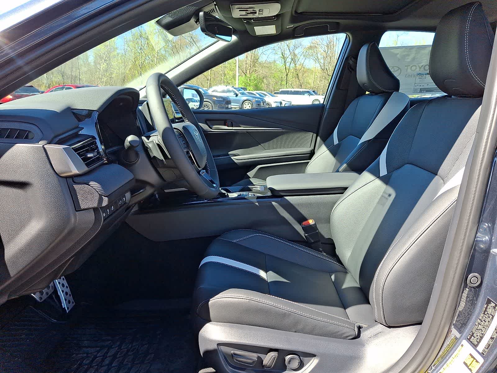 Thumbnail: 2026 Toyota Camry - 11