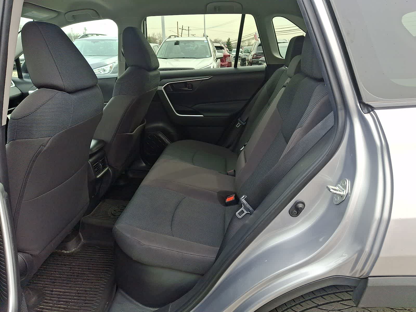 Thumbnail: 2021 Toyota RAV4 - 13