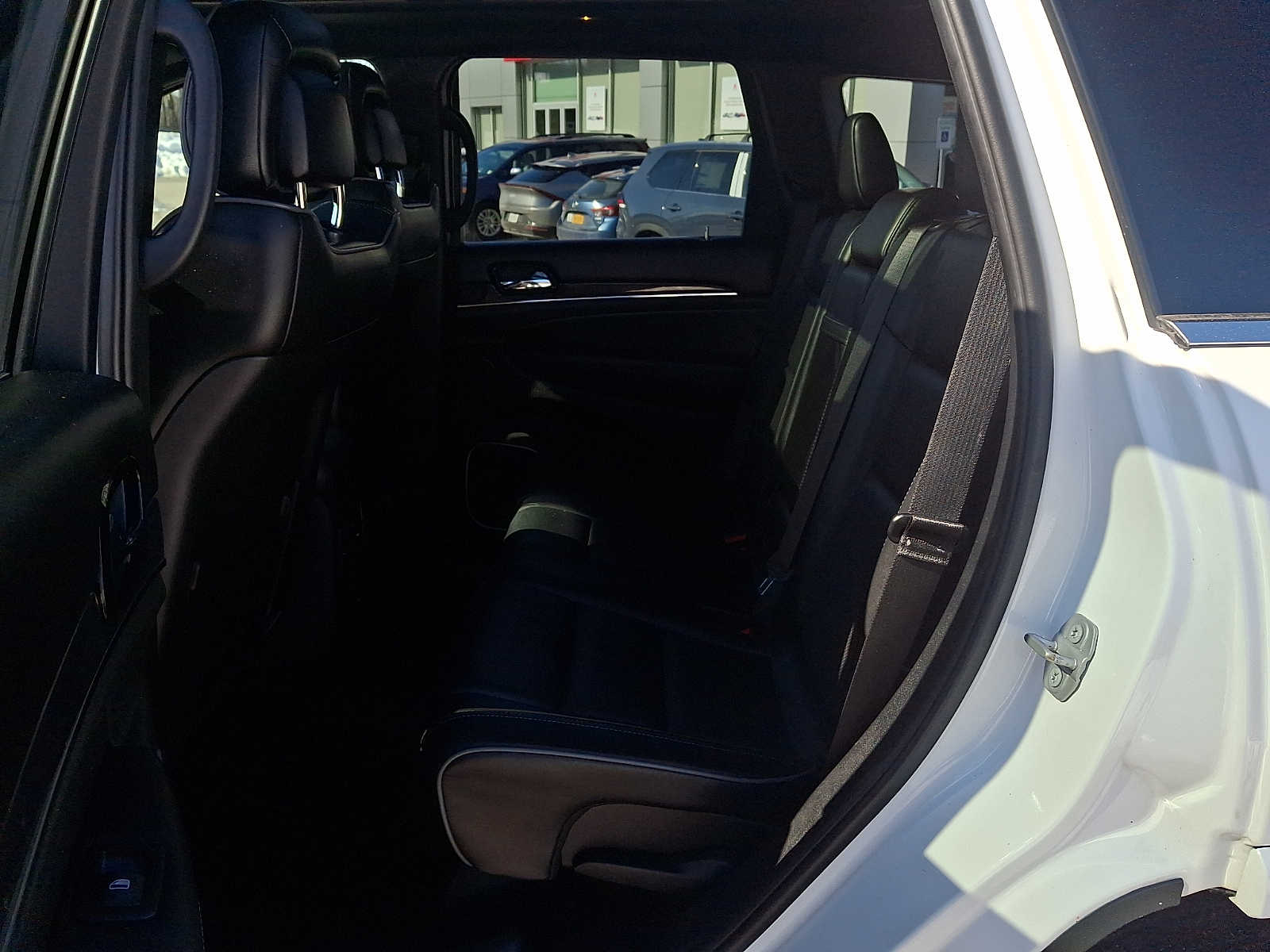 Thumbnail: 2019 Jeep Grand Cherokee - 11