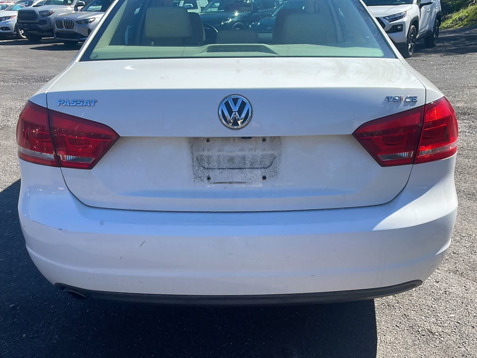 Thumbnail: 2014 Volkswagen Passat - 6