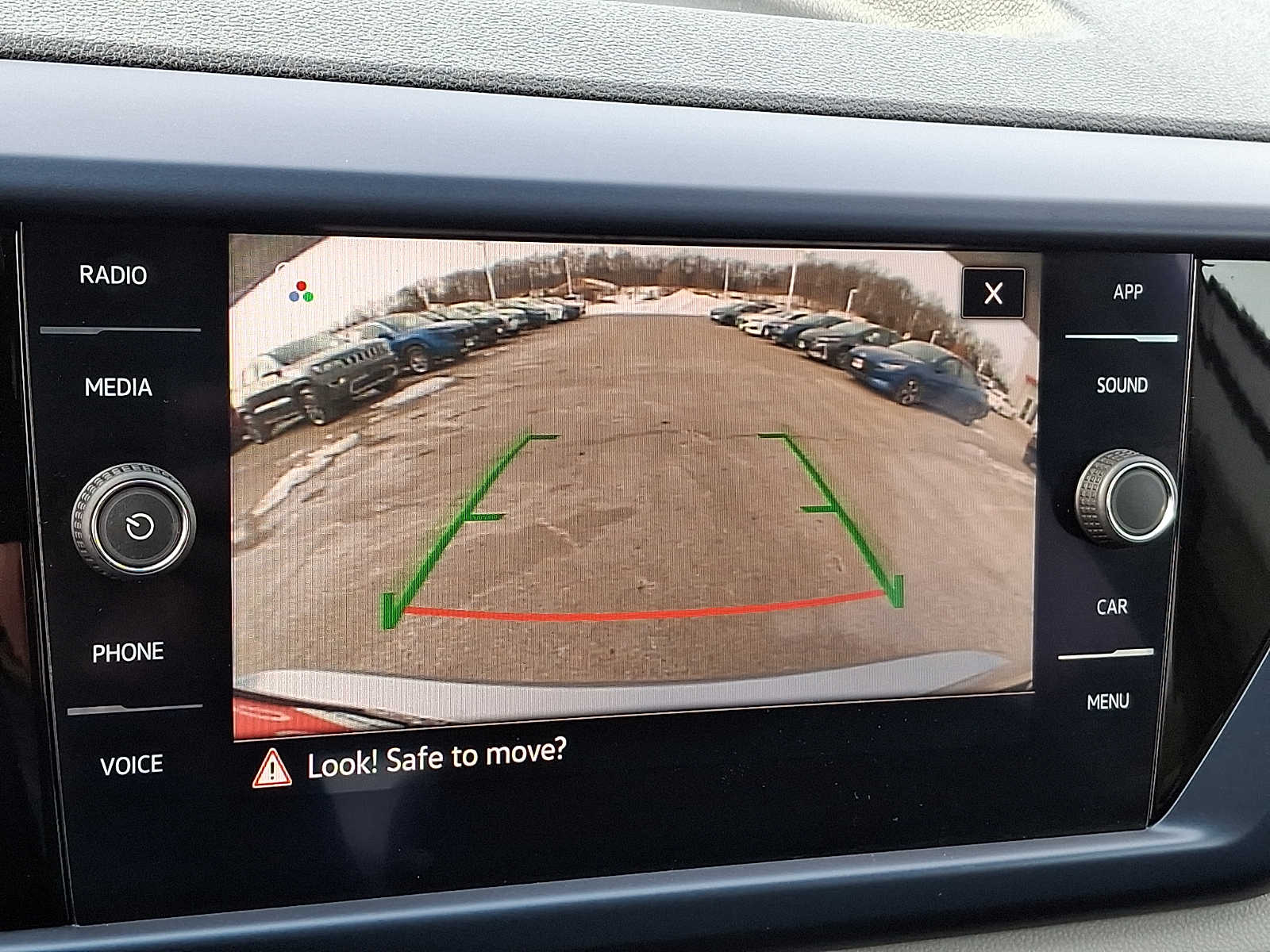 Thumbnail: 2022 Volkswagen Taos - 18