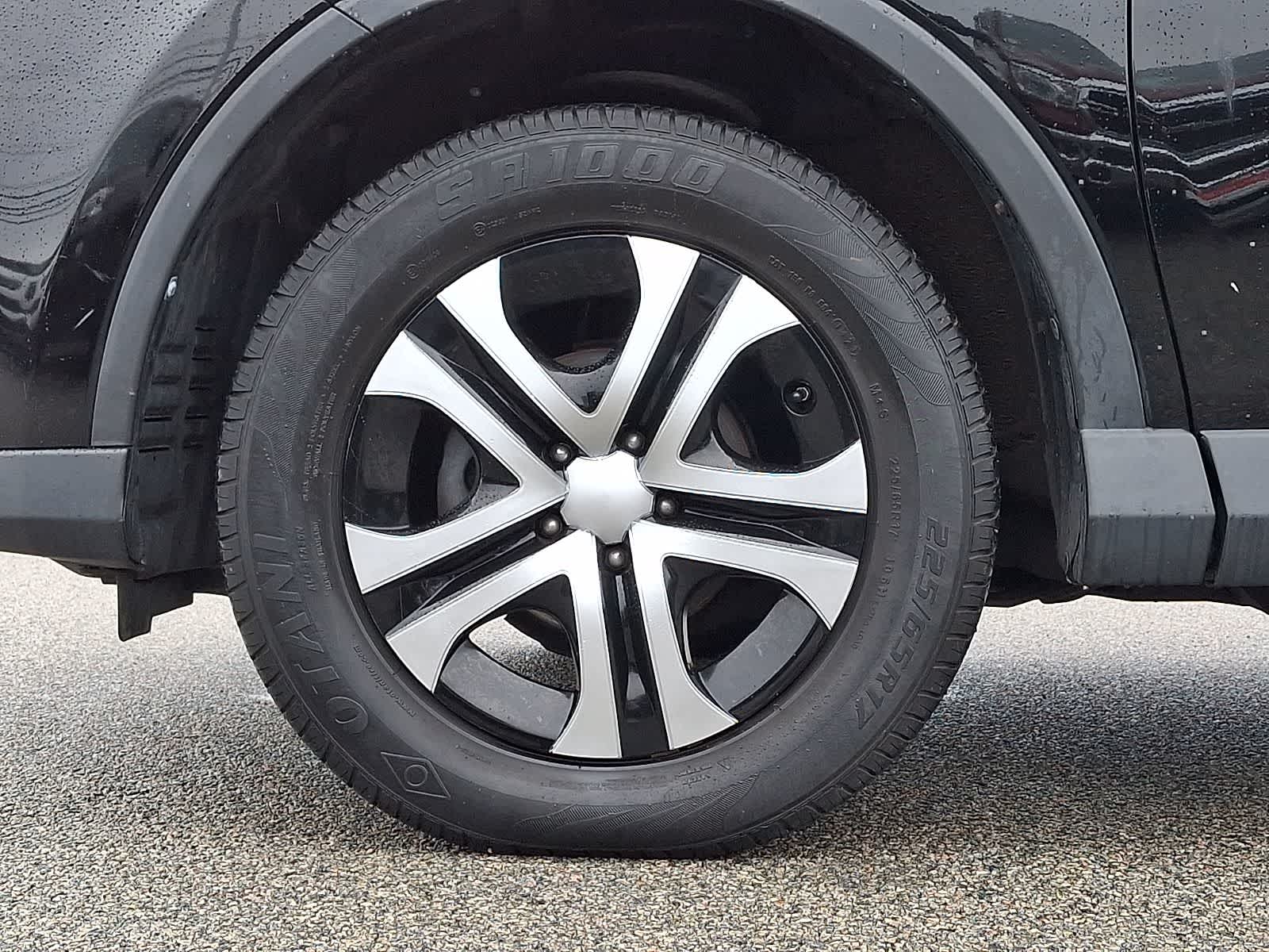 Thumbnail: 2018 Toyota RAV4 - 11