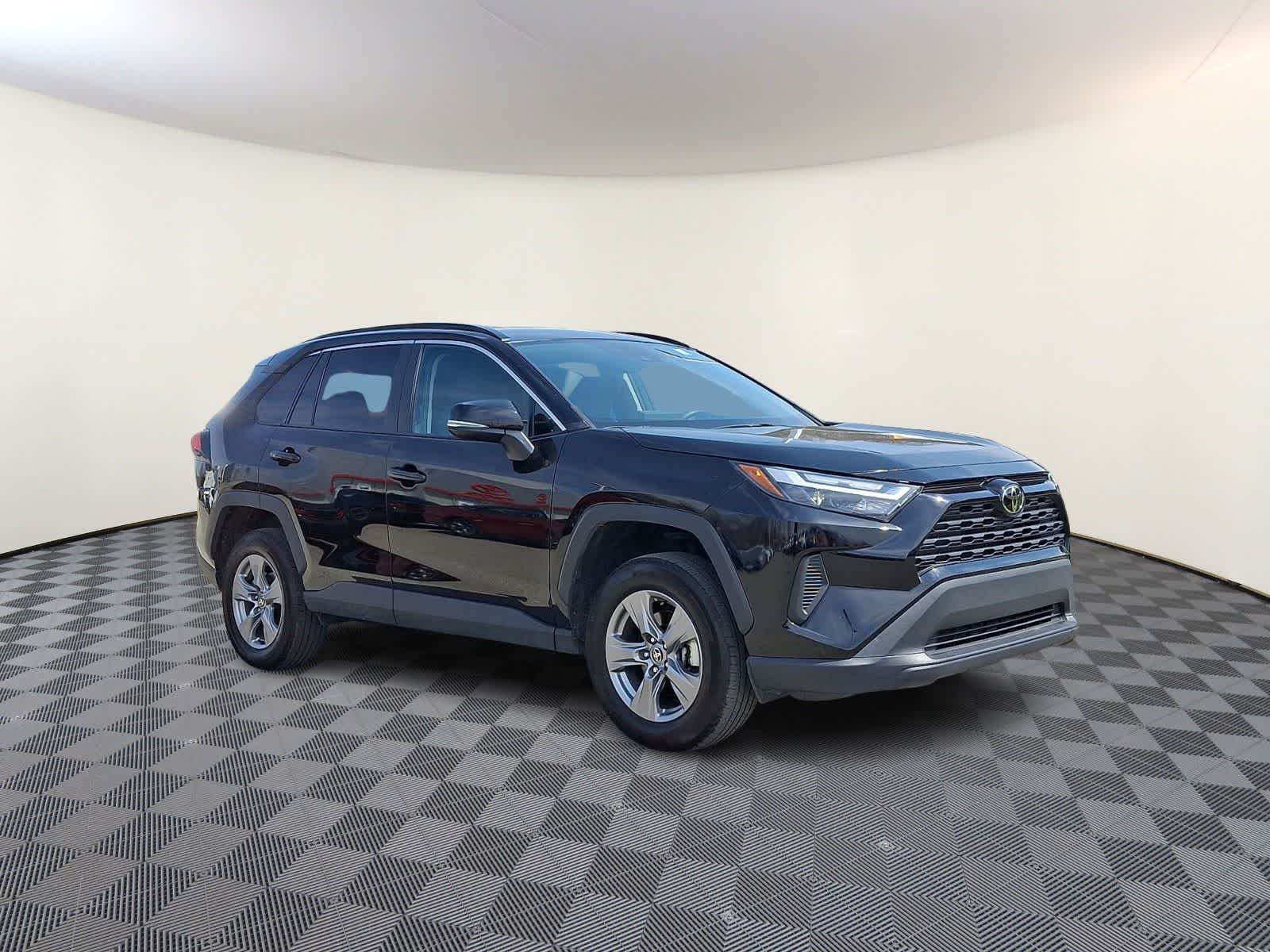 Thumbnail: 2025 Toyota RAV4 - 5