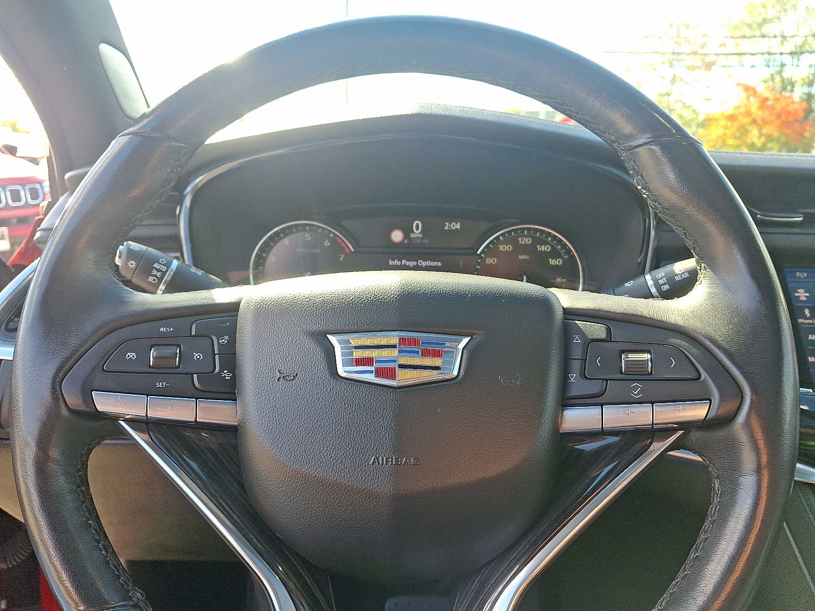 Thumbnail: 2020 Cadillac XT6 - 23